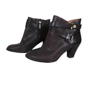 Louise et Cie Ankle Booties 8.5 Dark Brown Leather High Heels Buckle Strap Boots